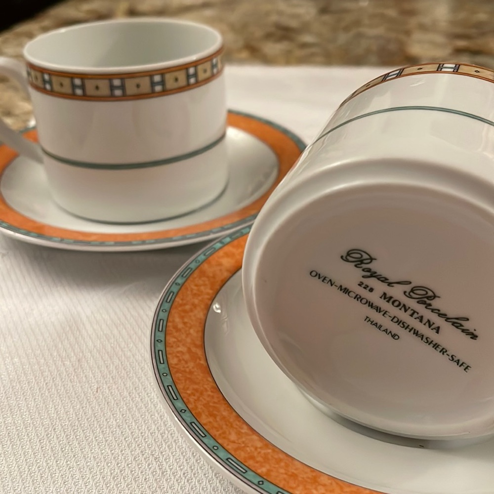 Royal Porcelain. Set of 2 coffee cups w/saucers. Perfect size for Cappuccino.